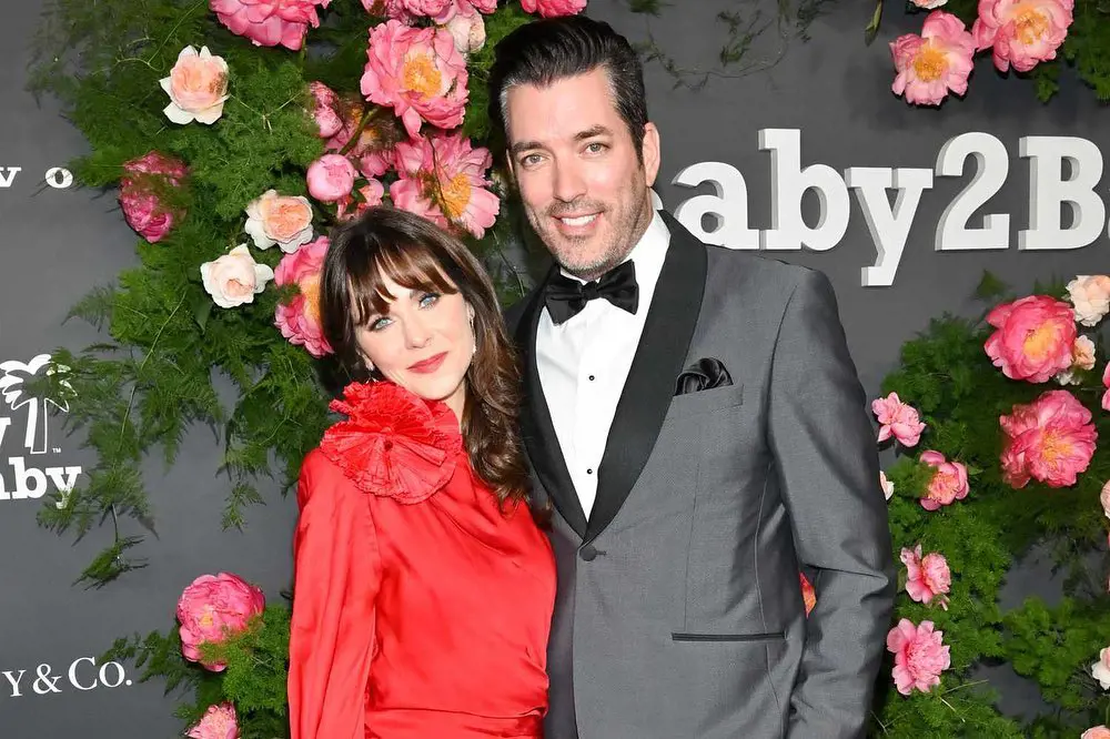 Jonathan and Zooey supporting Baby2Baby on November 14, 2022