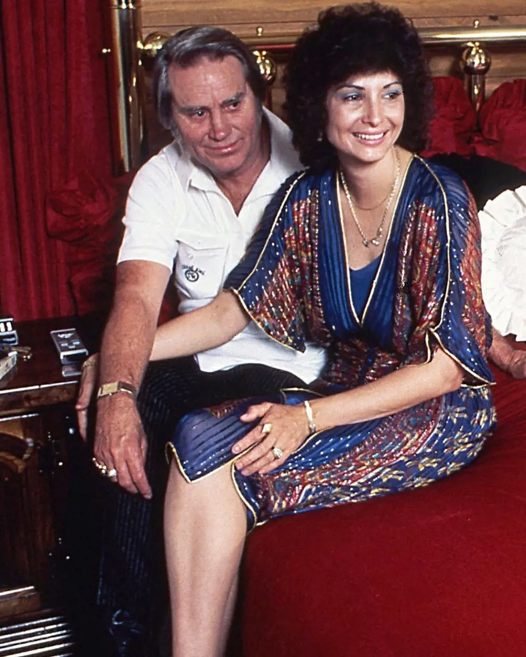 George with his third wife Nancy Jones whom Earl sued for album rights